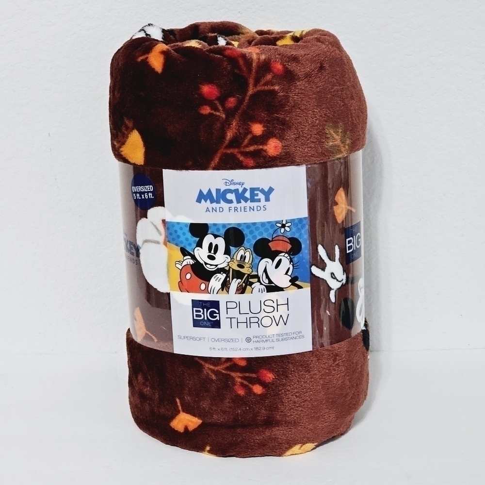 New! Disney Oversized Supersoft Mickey Minnie Mouse Printed Plush Throw Blanket